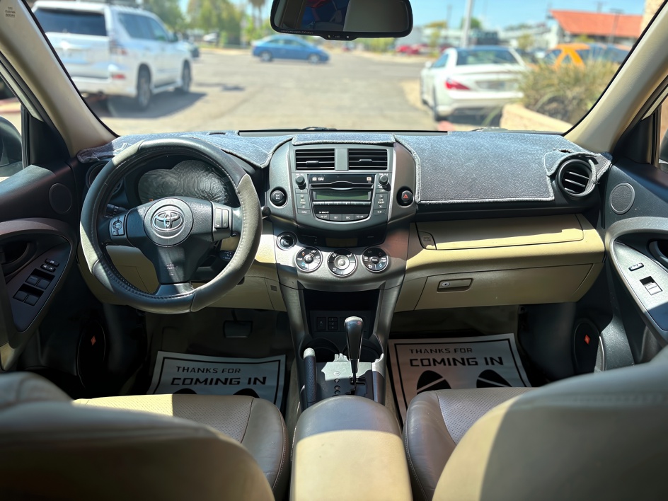 2009 Toyota RAV4 Limited photo 8