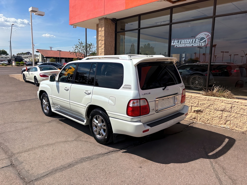 2005 Lexus LX 470 photo 7