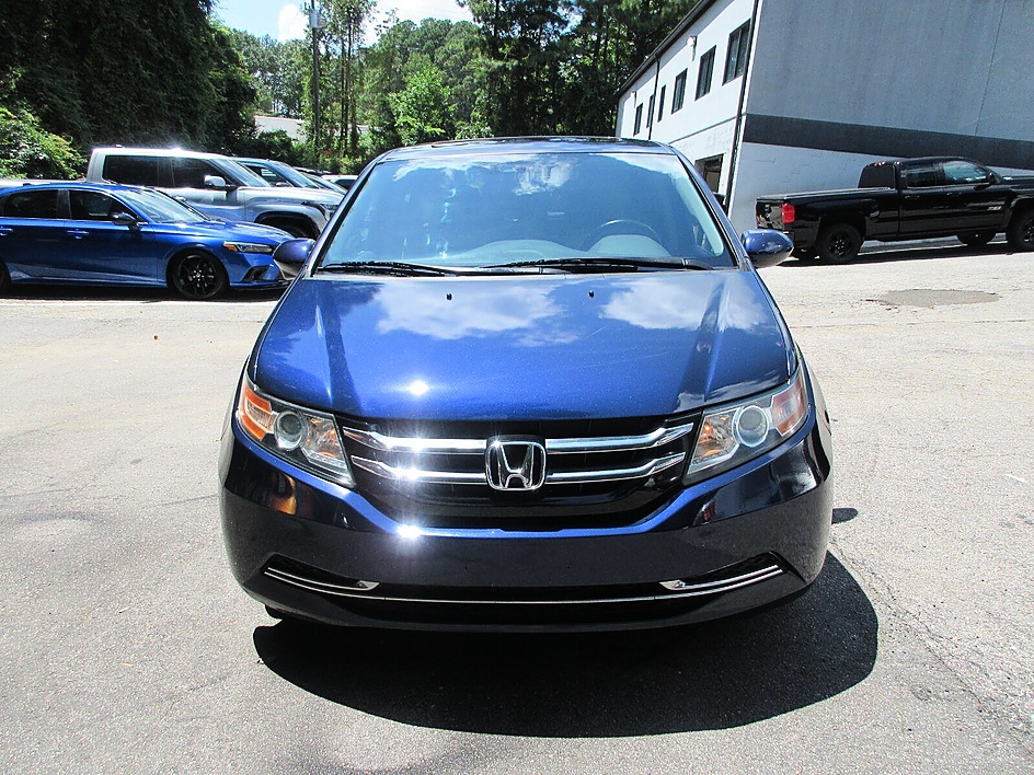 Honda Odyssey photo 2