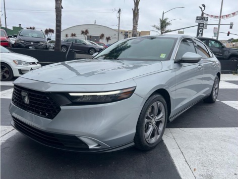 2024 Honda Accord EX's photo