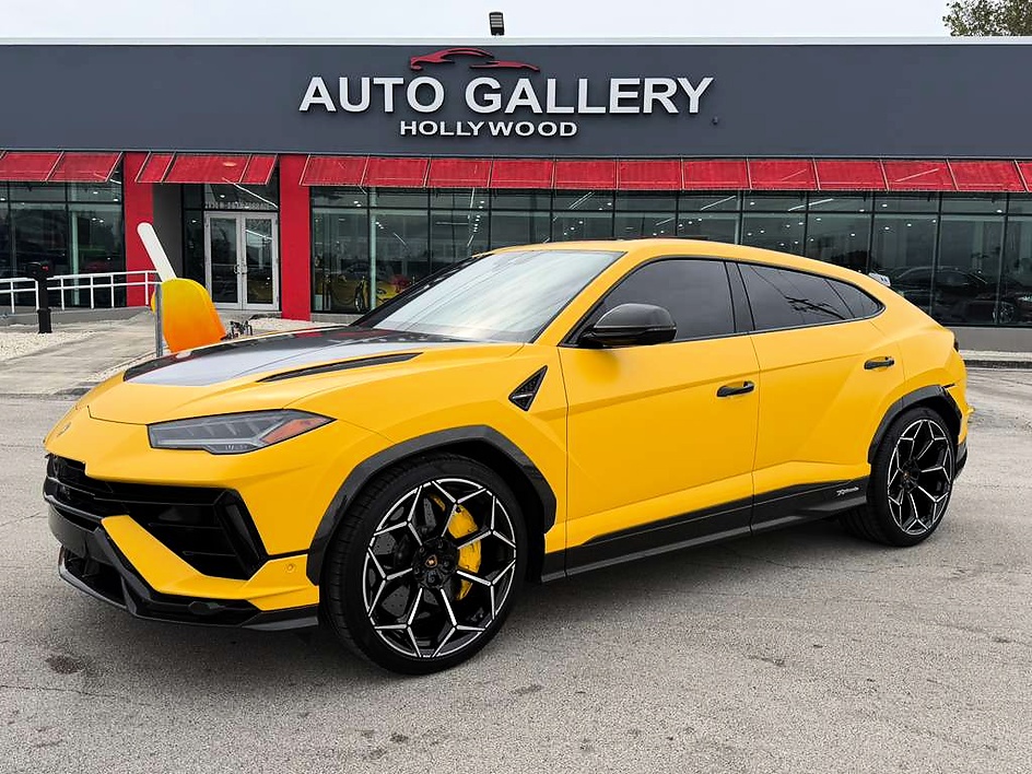 2024 Lamborghini Urus 4.0 V8 Performante's photo