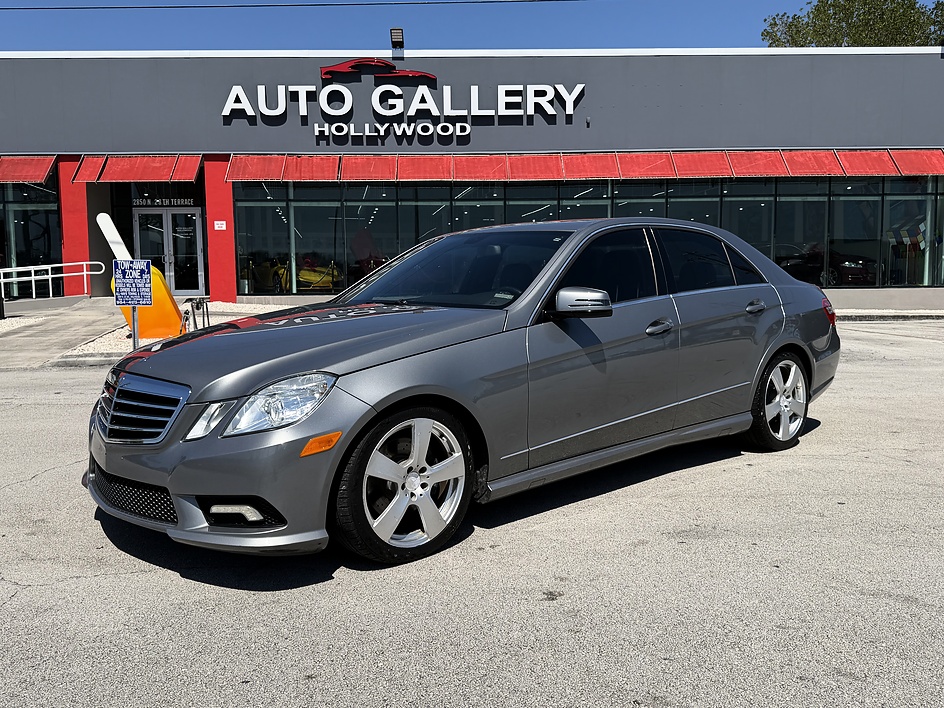 2011 Mercedes-Benz E-Class's photo