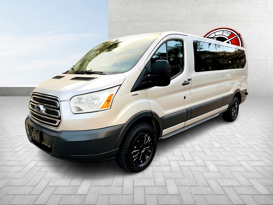 2015 Ford Transit Passenger photo 10