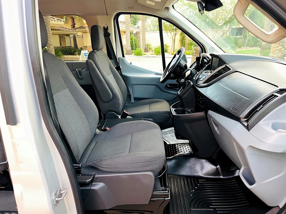 2015 Ford Transit Passenger photo 16