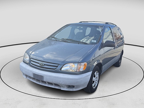 2002 Toyota Sienna LE