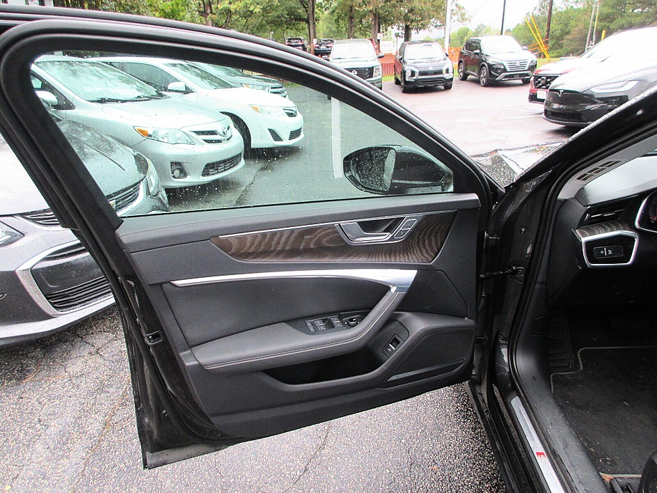 Audi A6 photo 7