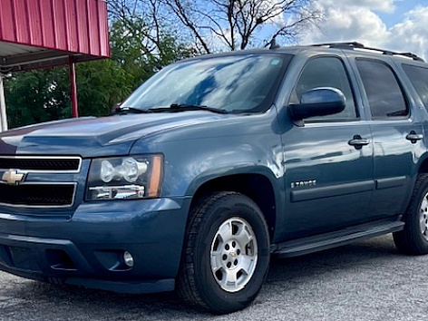 2008 Chevrolet Tahoe LS's photo