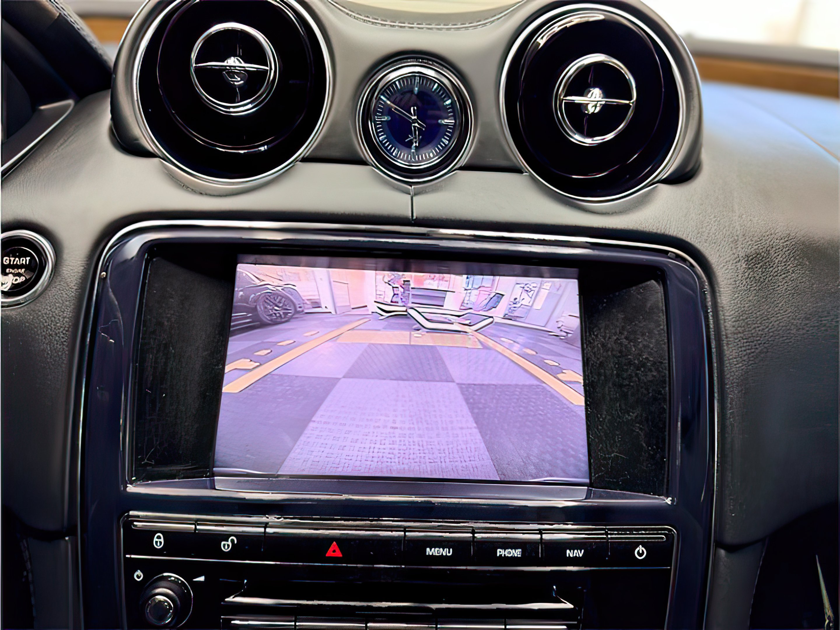 2012 Jaguar XJ Supercharged - Photo 37