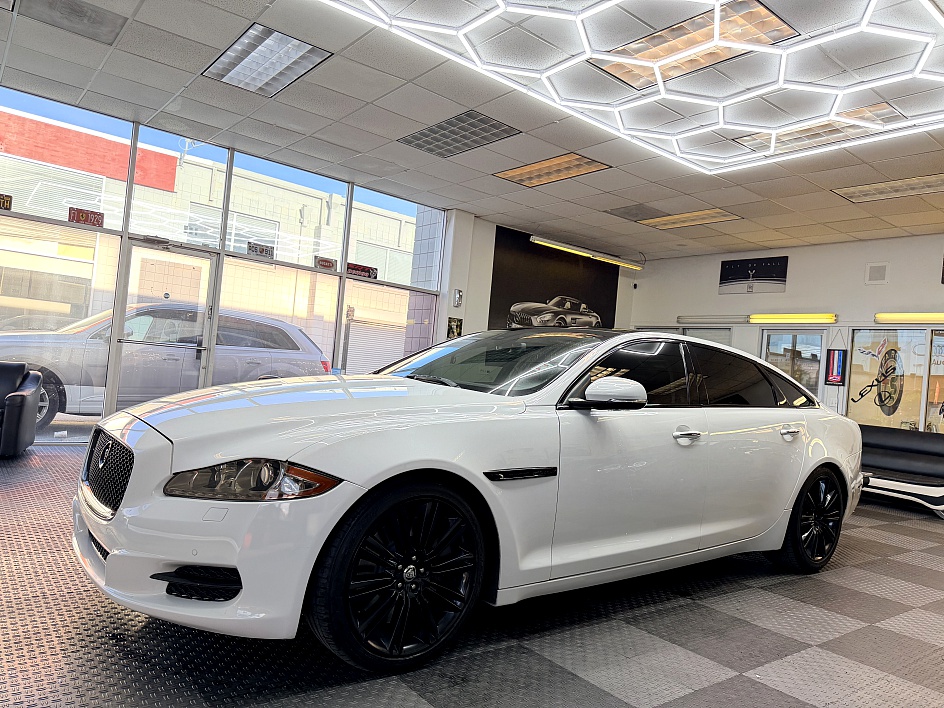 2012 Jaguar XJ XJL Supercharged's photo