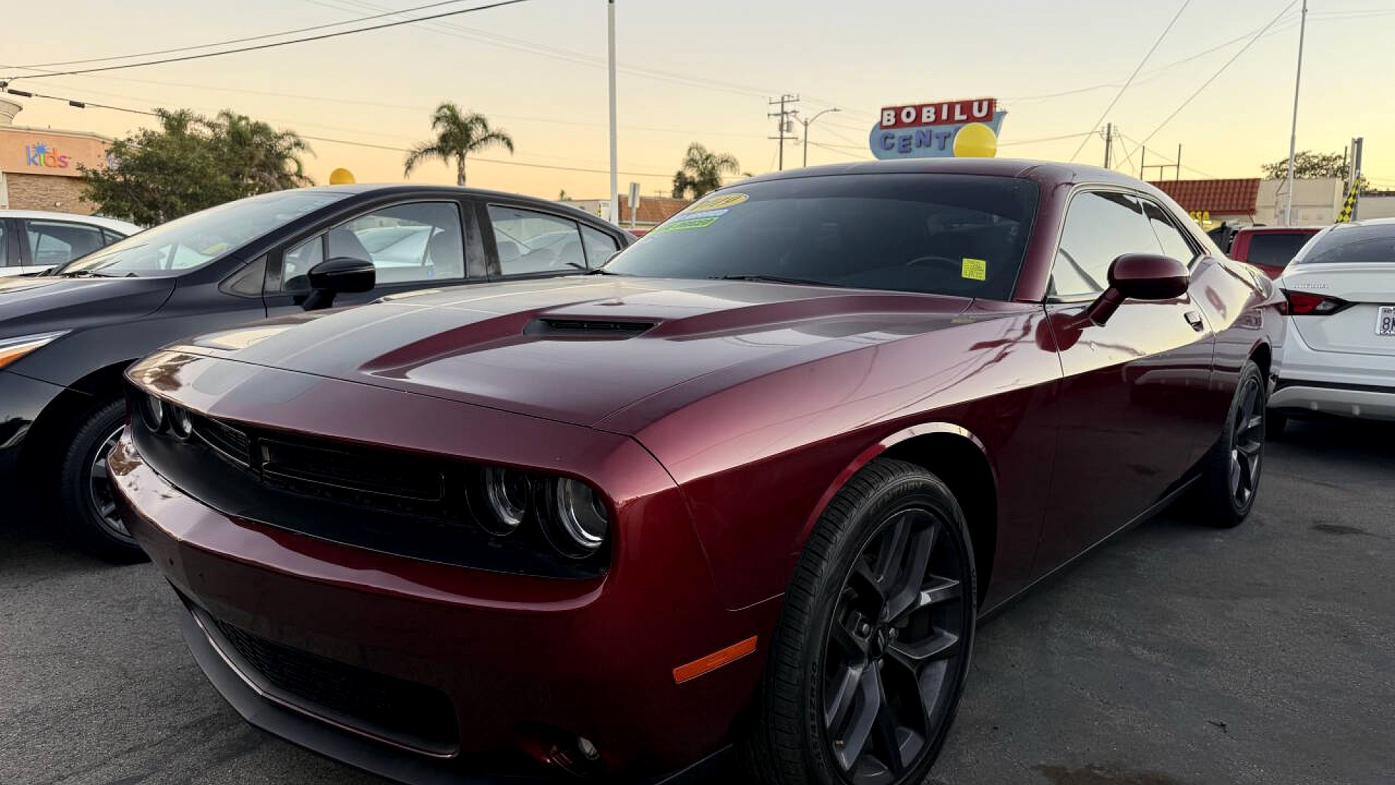 2019 Dodge Challenger SXT's photo