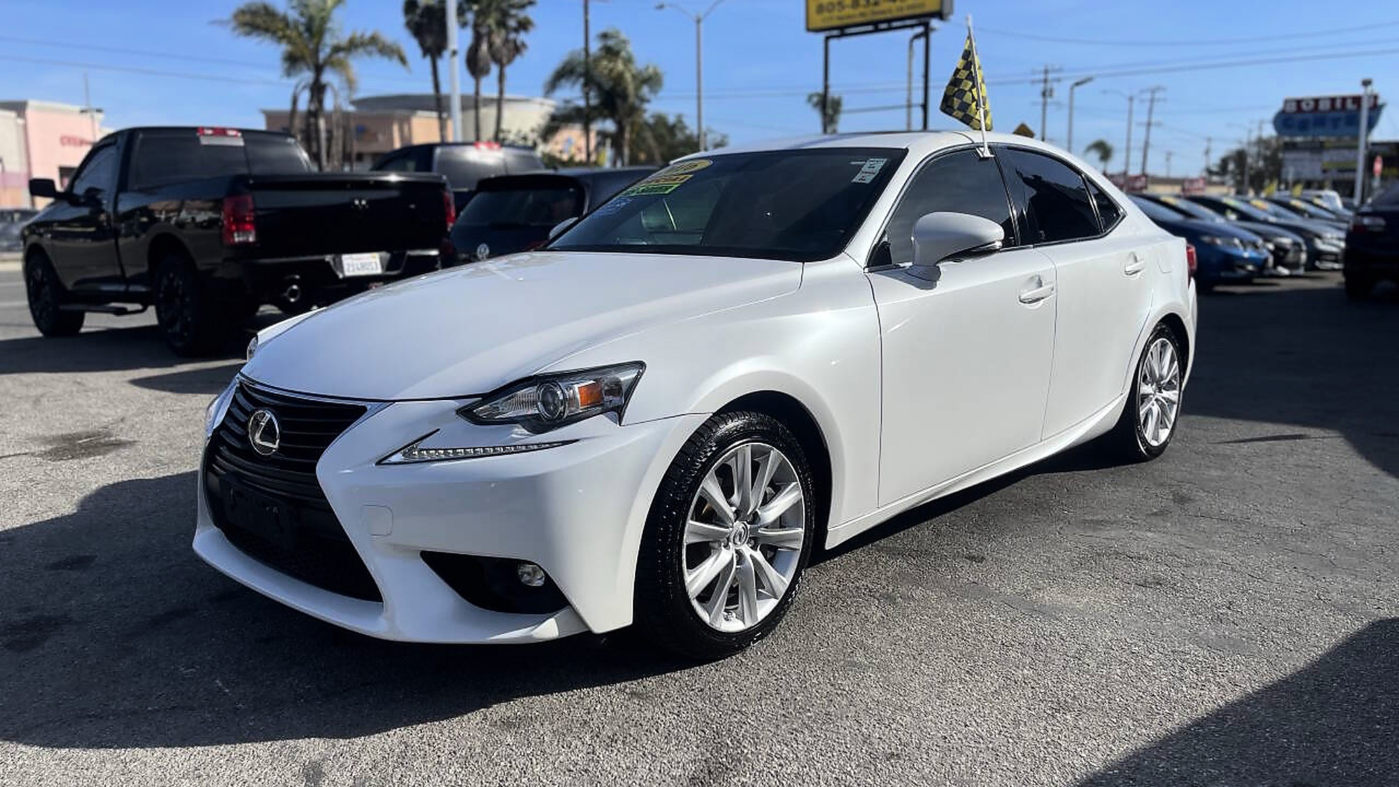2016 Lexus IS 350 200t's photo