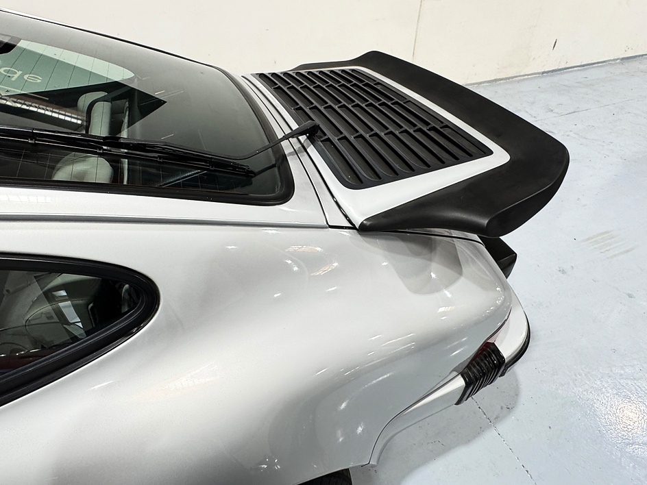 1989 Porsche 911 - Photo 29