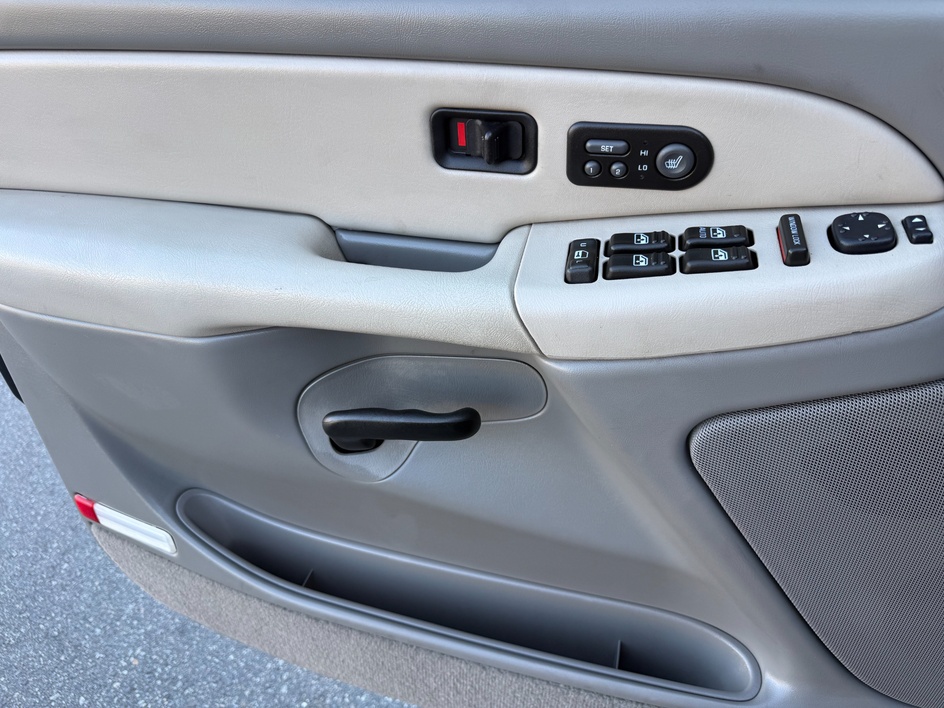 2000 Chevrolet Suburban Base - Photo 22