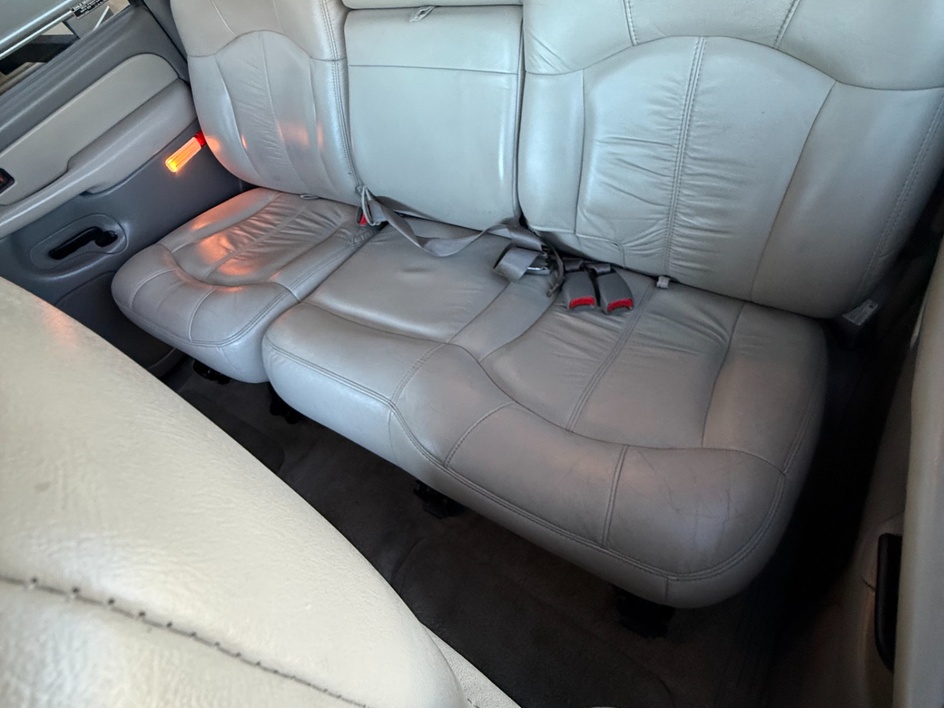2000 Chevrolet Suburban Base - Photo 20
