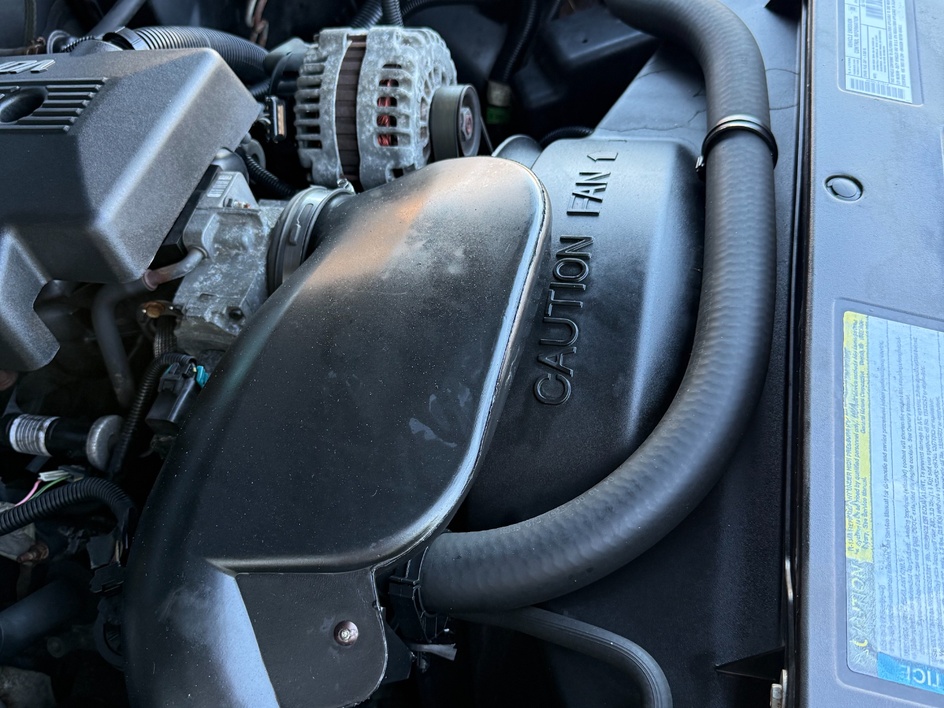 2000 Chevrolet Suburban Base - Photo 25