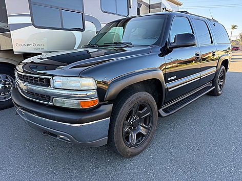 2000 Chevrolet Suburban Base
