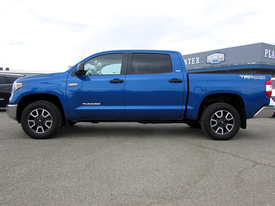 2018 Toyota Tundra SR5 Plus's photo