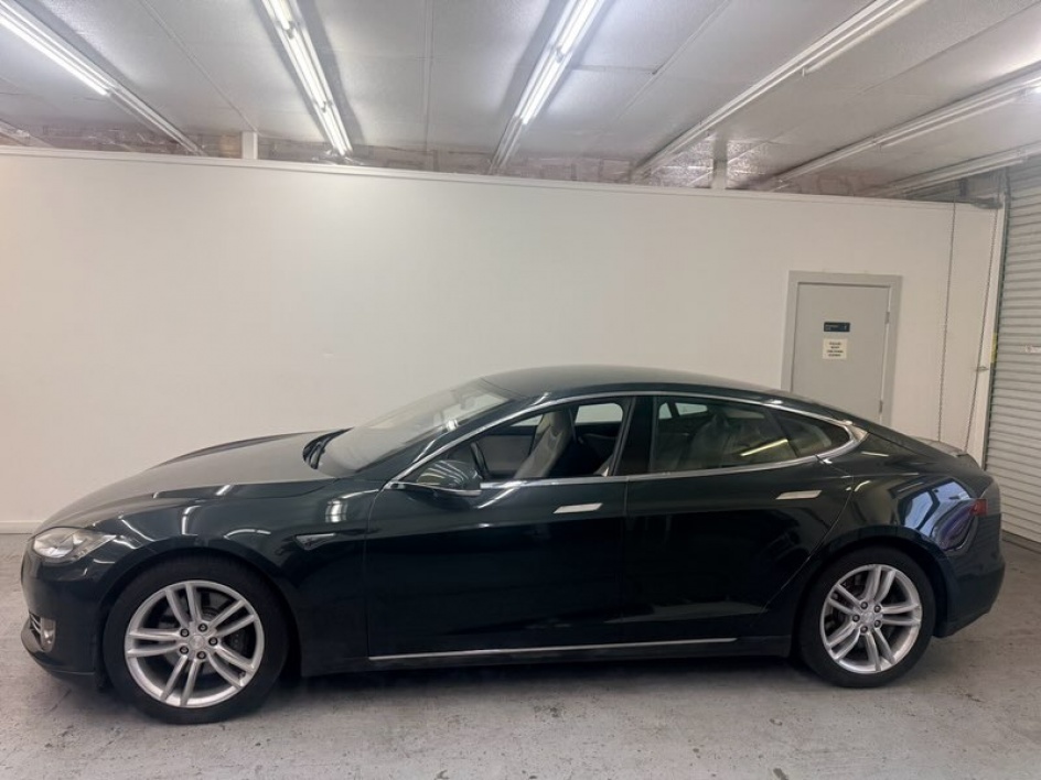 2014 Tesla Model S S
