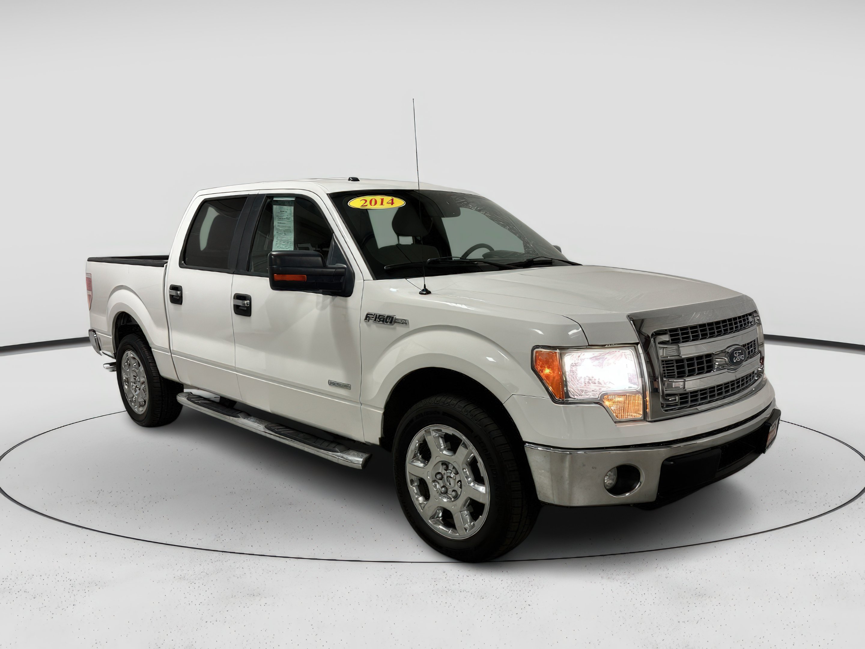 2014 Ford F-150 XLT's photo