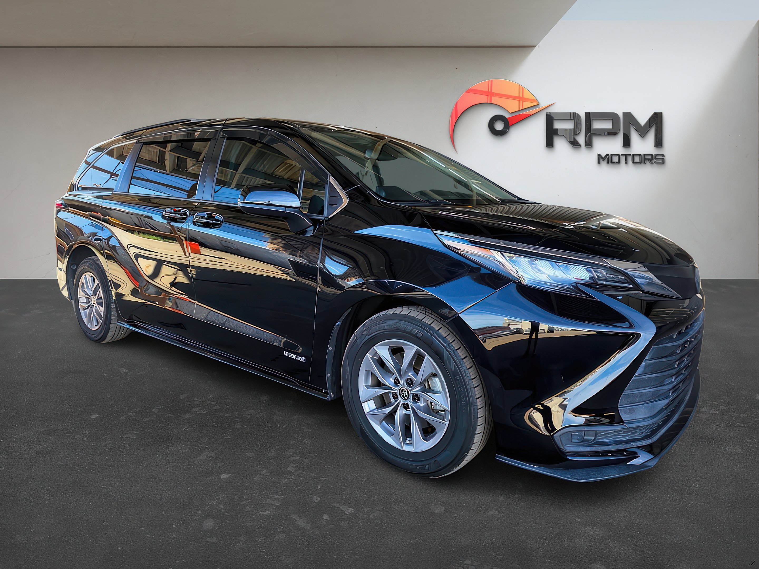 2021 Toyota Sienna LE