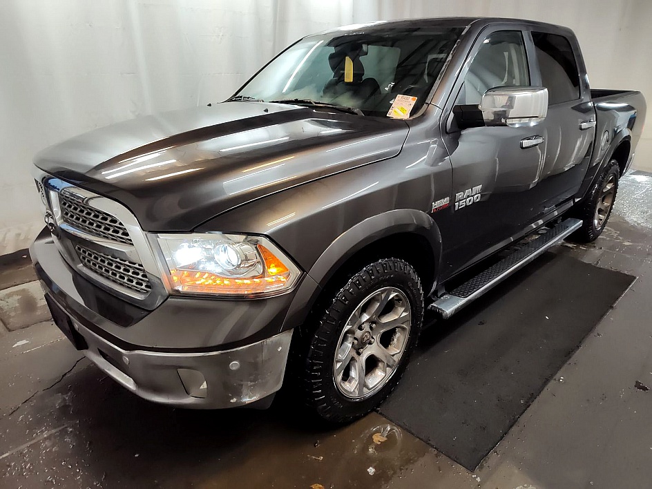 2017 RAM Ram 1500 Laramie's photo