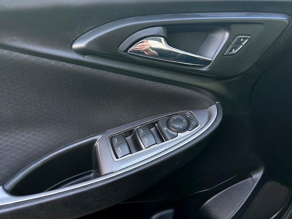 2022 Chevrolet Malibu 1LT - Photo 24