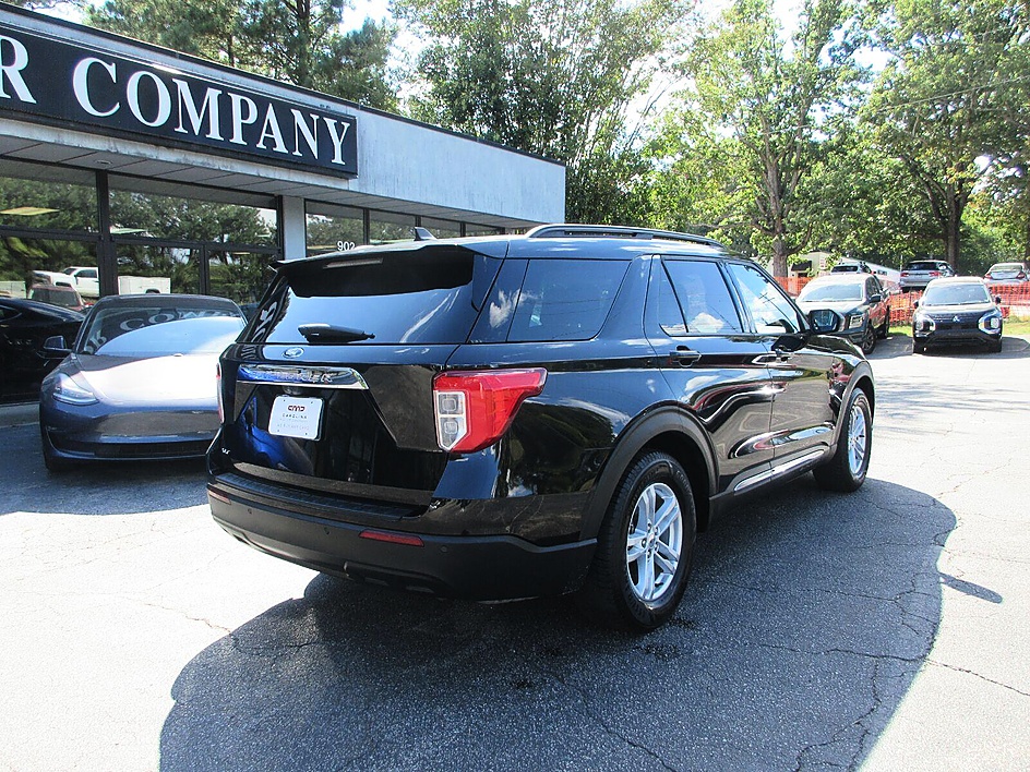 Ford Explorer photo 5