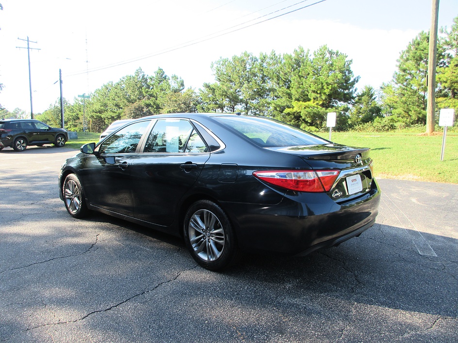Toyota Camry photo 7