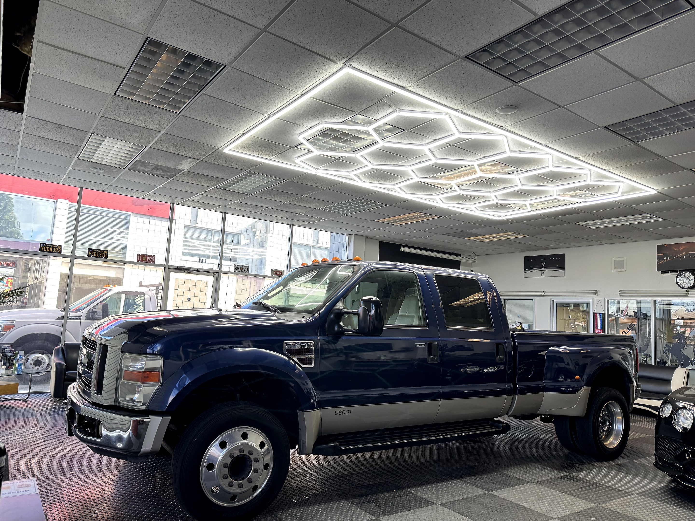 2008 Ford F-450 Super Duty XL's photo