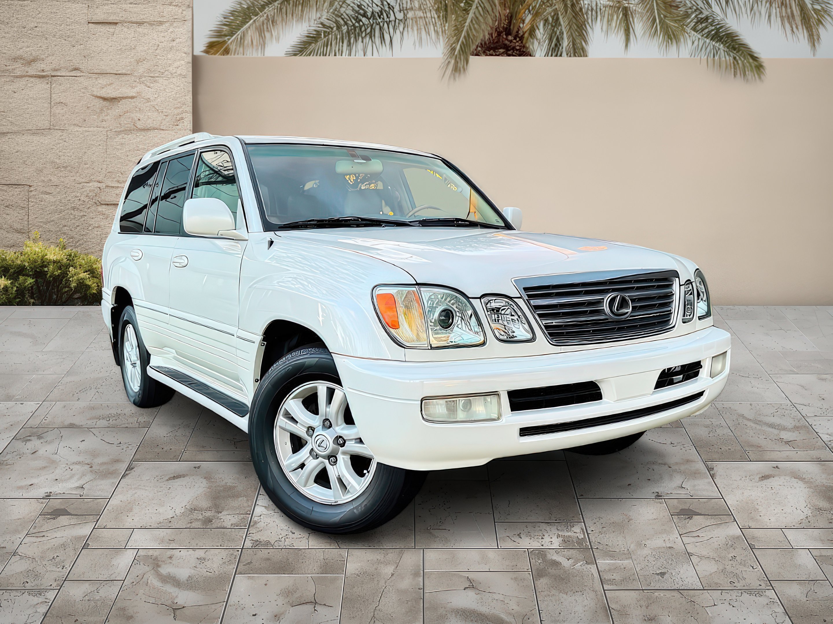 2005 Lexus LX