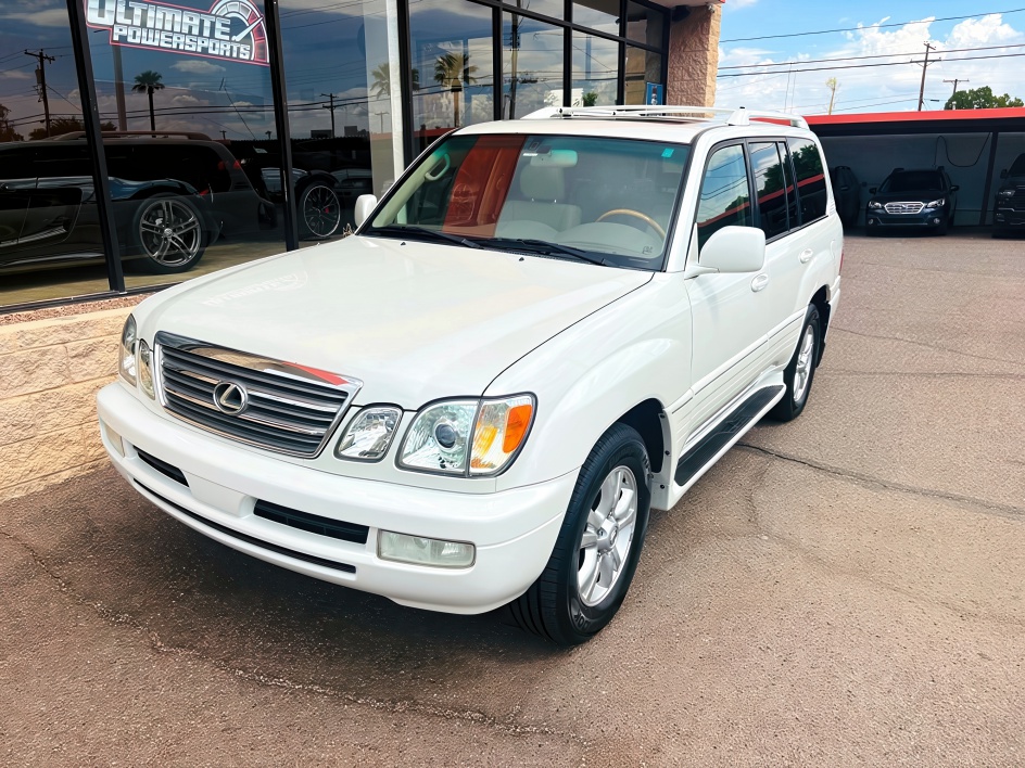 2005 Lexus LX 470 photo 8