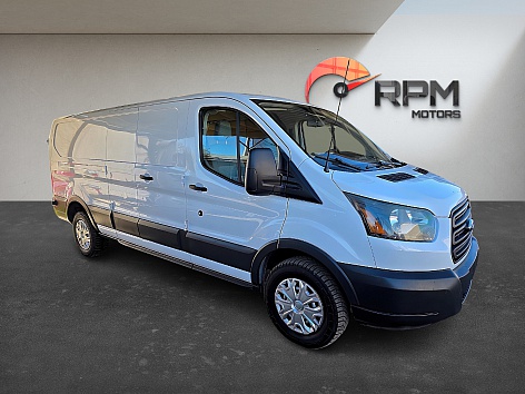 2015 Ford Transit Base's photo
