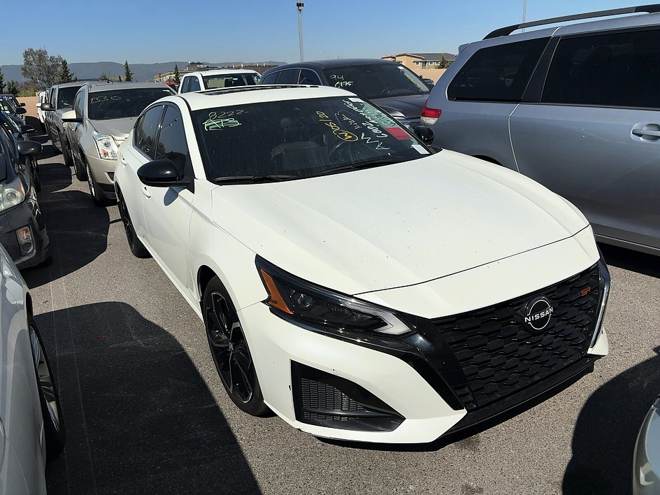 2023 Nissan Altima 2.5 SR's photo