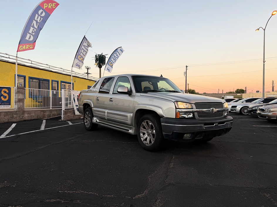 2006 CHEVROLET AVALANCHE ULTIMATE LX - RARE TRUCK! - Levels Auto