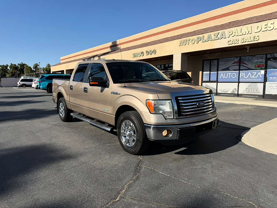 2012 Ford F-150 XLT SuperCrew 145-in's photo
