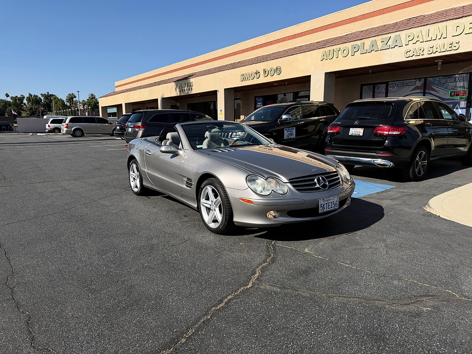 2005 Mercedes-Benz SL's photo