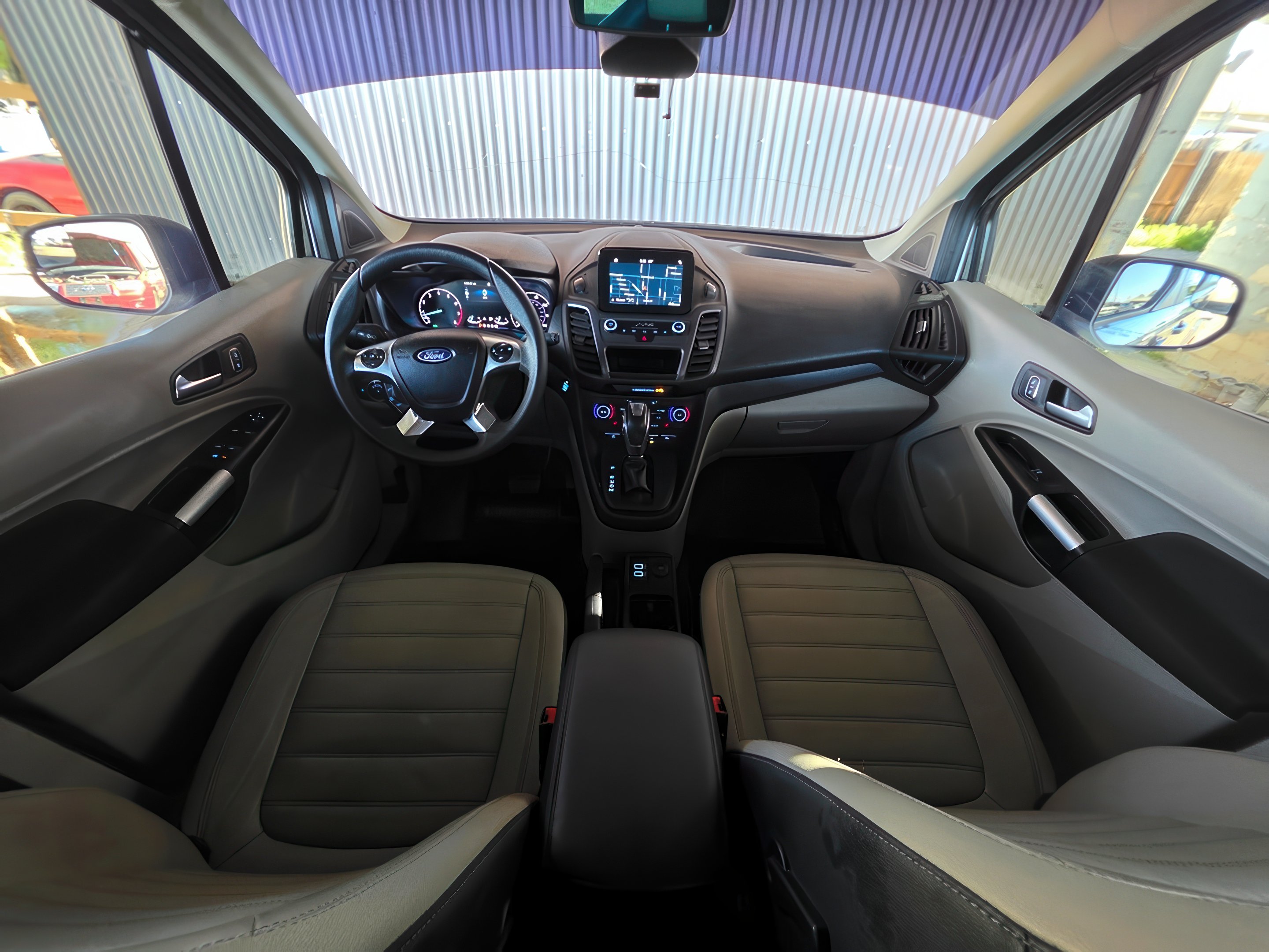 2020 Ford Transit Connect XLT - Photo 8