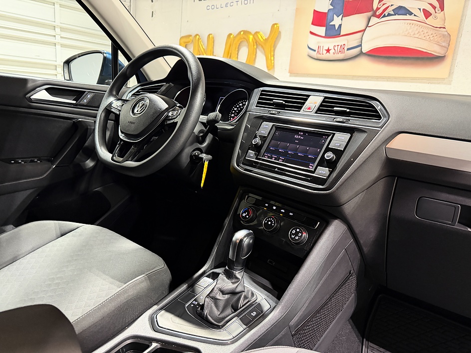 2018 Volkswagen Tiguan S - Photo 13