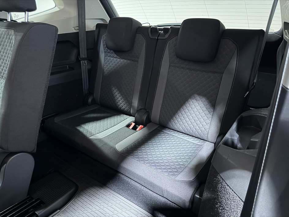 2018 Volkswagen Tiguan S - Photo 18