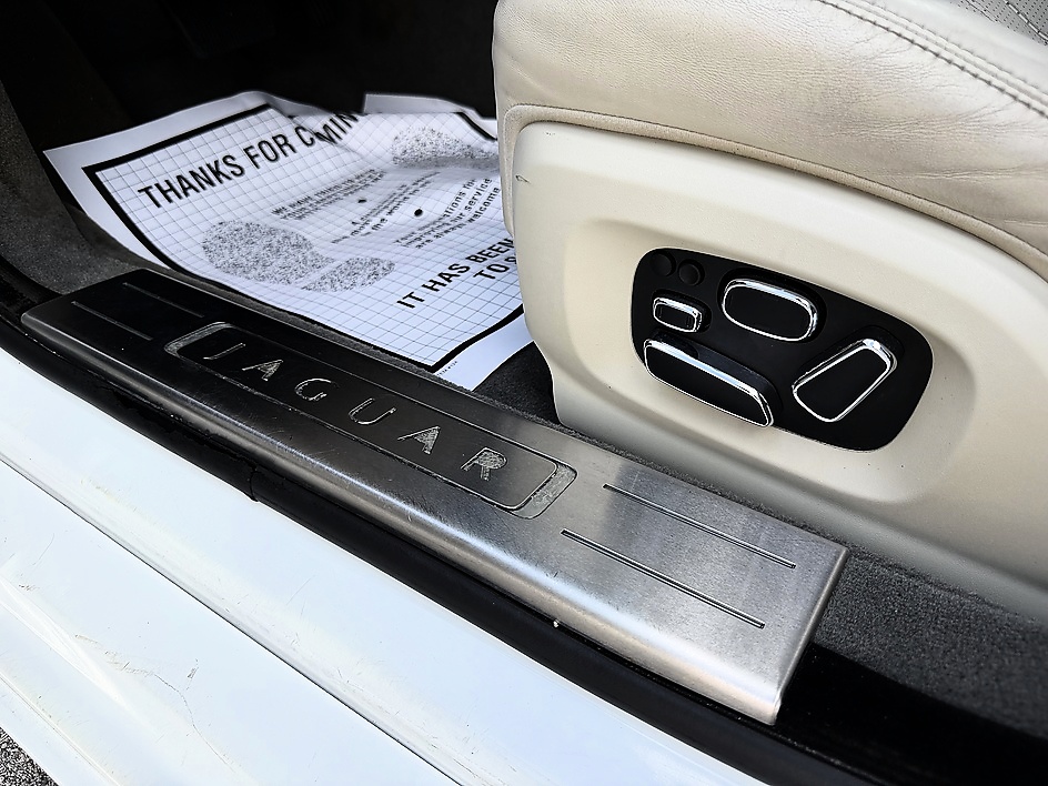 2014 JAGUAR XJ - DESERT MOTOR – Used cars in Palm Desert, CA