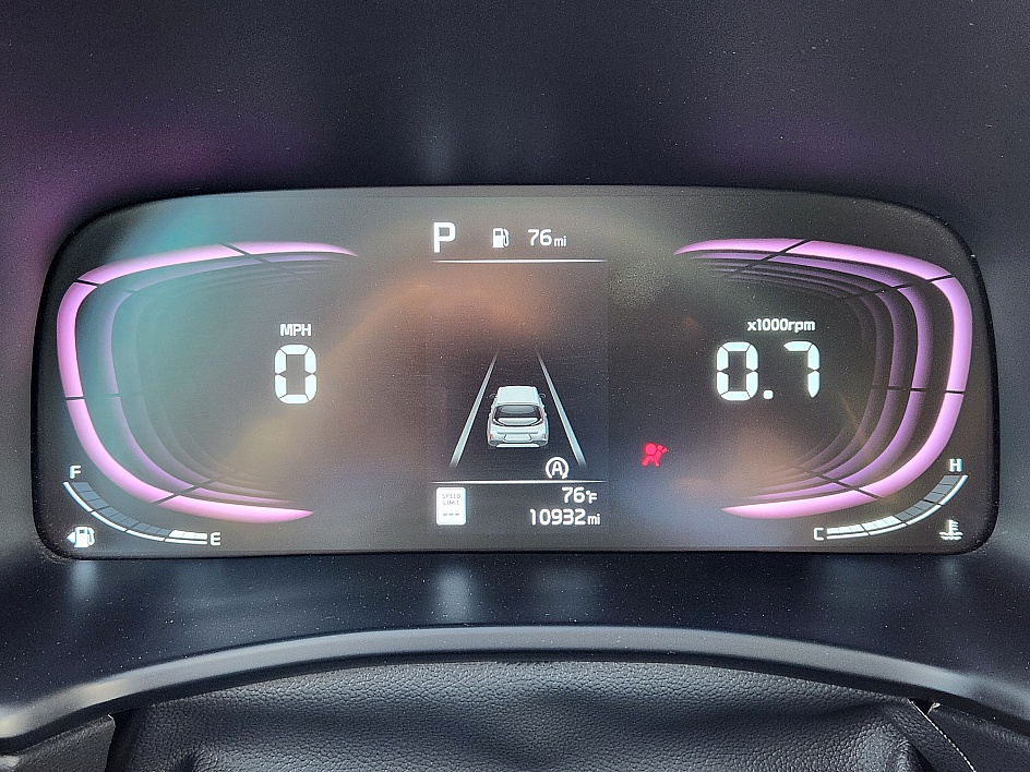 2025 Kia Soul LX - Photo 12