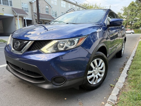 2019 Nissan Rogue Sport S's photo
