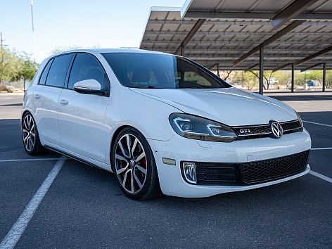 2014 Volkswagen GTI Wolfsburg Edition