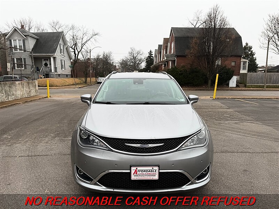 2017 Chrysler Pacifica Touring-L Plus - Photo 8