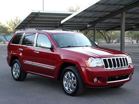 2009 Jeep Grand Cherokee Overland's photo