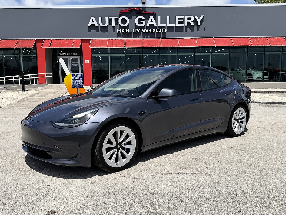 2021 Tesla Model 3's photo
