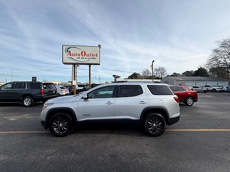 2017 GMC Acadia SLT-1's photo