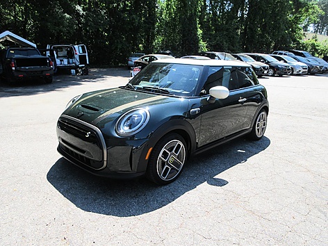 2024 MINI Hardtop 2 Door SE
