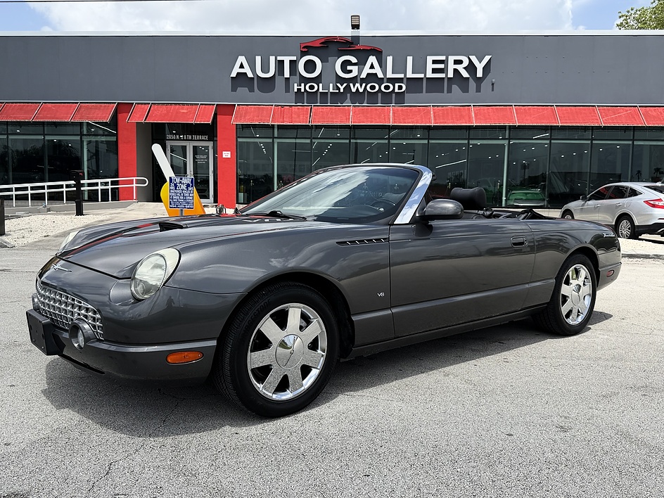 2003 Ford Thunderbird Deluxe's photo