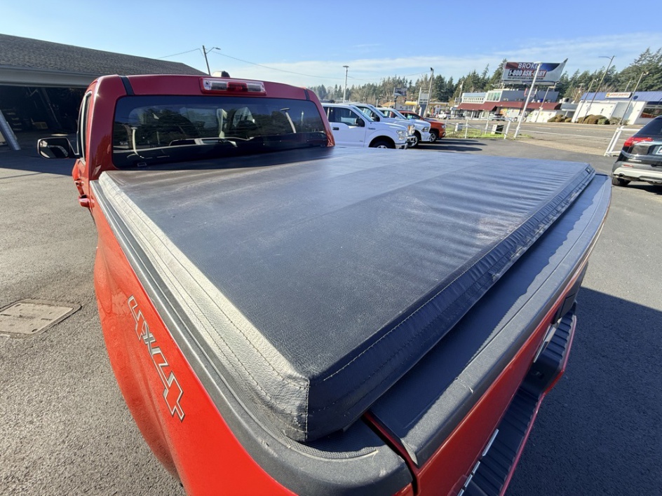 2018 Chevrolet Colorado Work Truck - Photo 11
